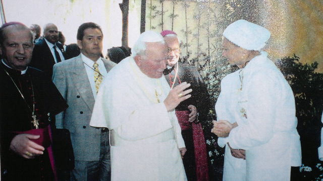 Andres Gutierrez Caro. Jefe de la seguridad del Papa JuanPablo II. 1999 y 2003