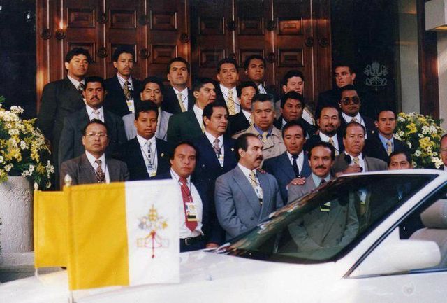 Equipo de seguridad del Papa Juan Pablo II 1999 y 2003